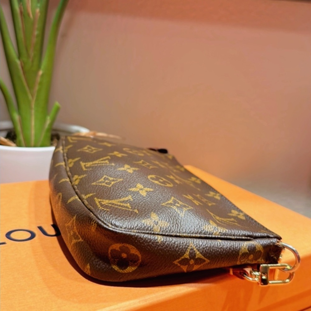 Louis Vuitton Vintage Monogram Shoulder Flap Bag